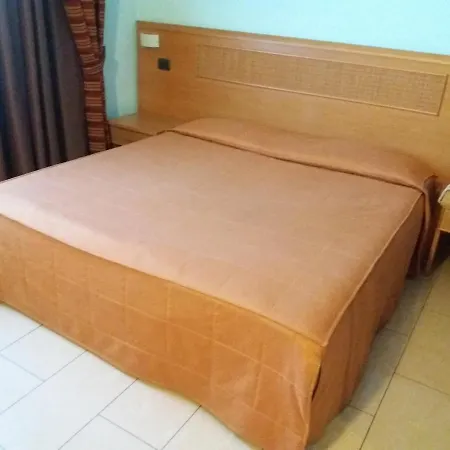 Panorama Hotel 3*