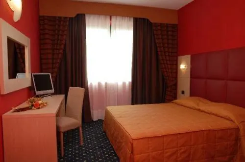 מלון Panorama Cambiano (Turin)